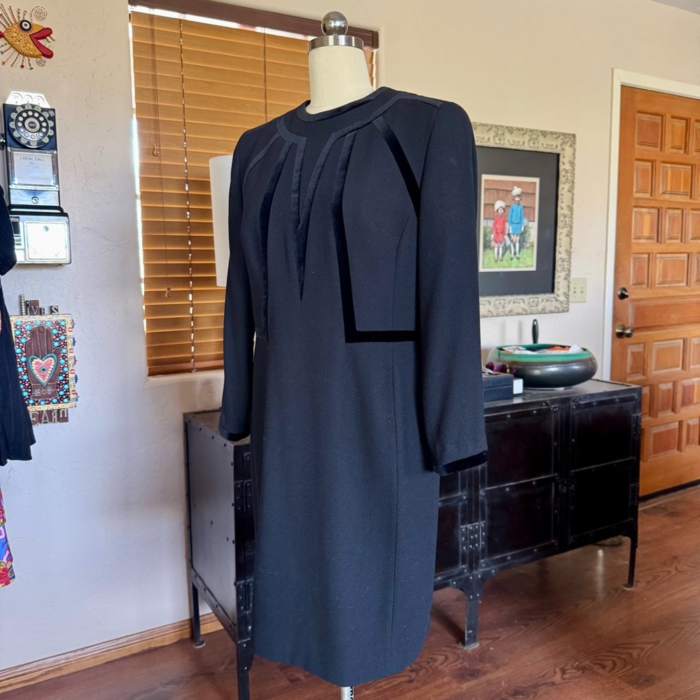 Vintage black crepe Louis Feraud long sleeve dress US 10/12 - Picture 4 of 13